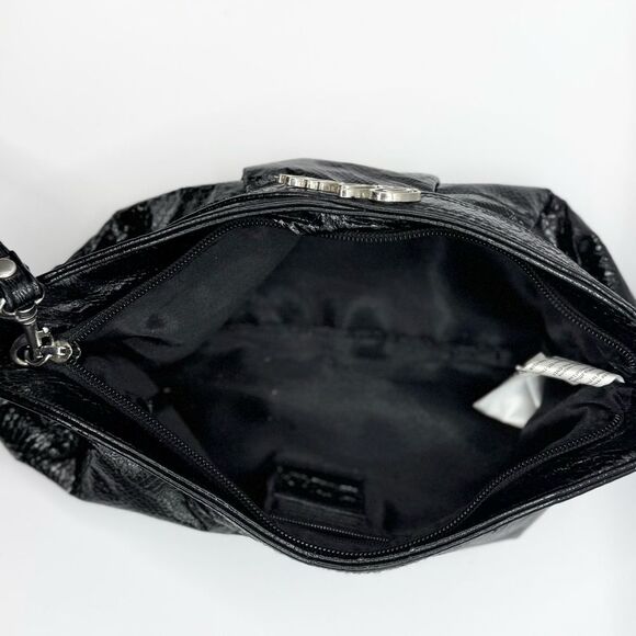 XOXO Black Clutch Elegant Wristlet Design - Picture 3 of 3